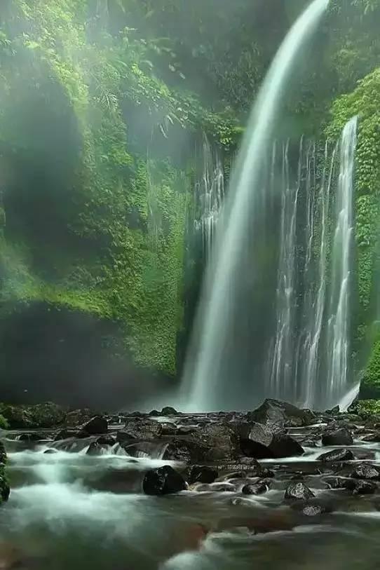 明明唐朝更繁华，为什么有人怀念明朝呢？游戏画面
